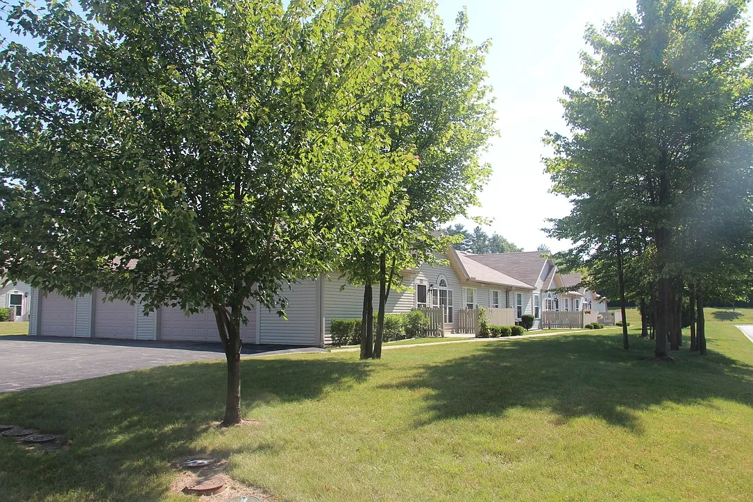 The Meadows Ranch Apartments – photo 1