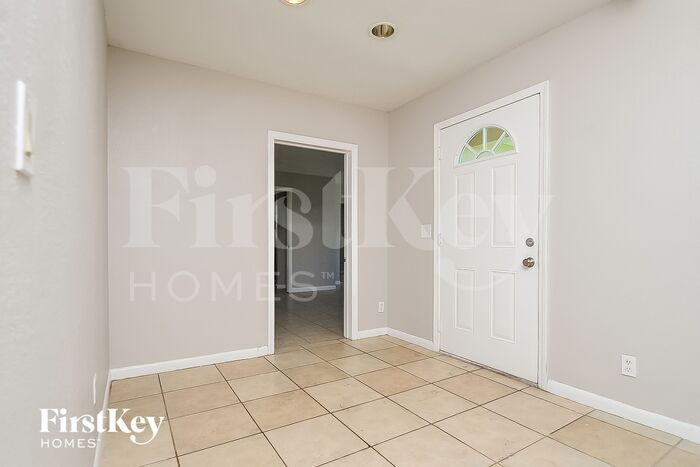 1715 N Lake Shipp Dr – photo 4
