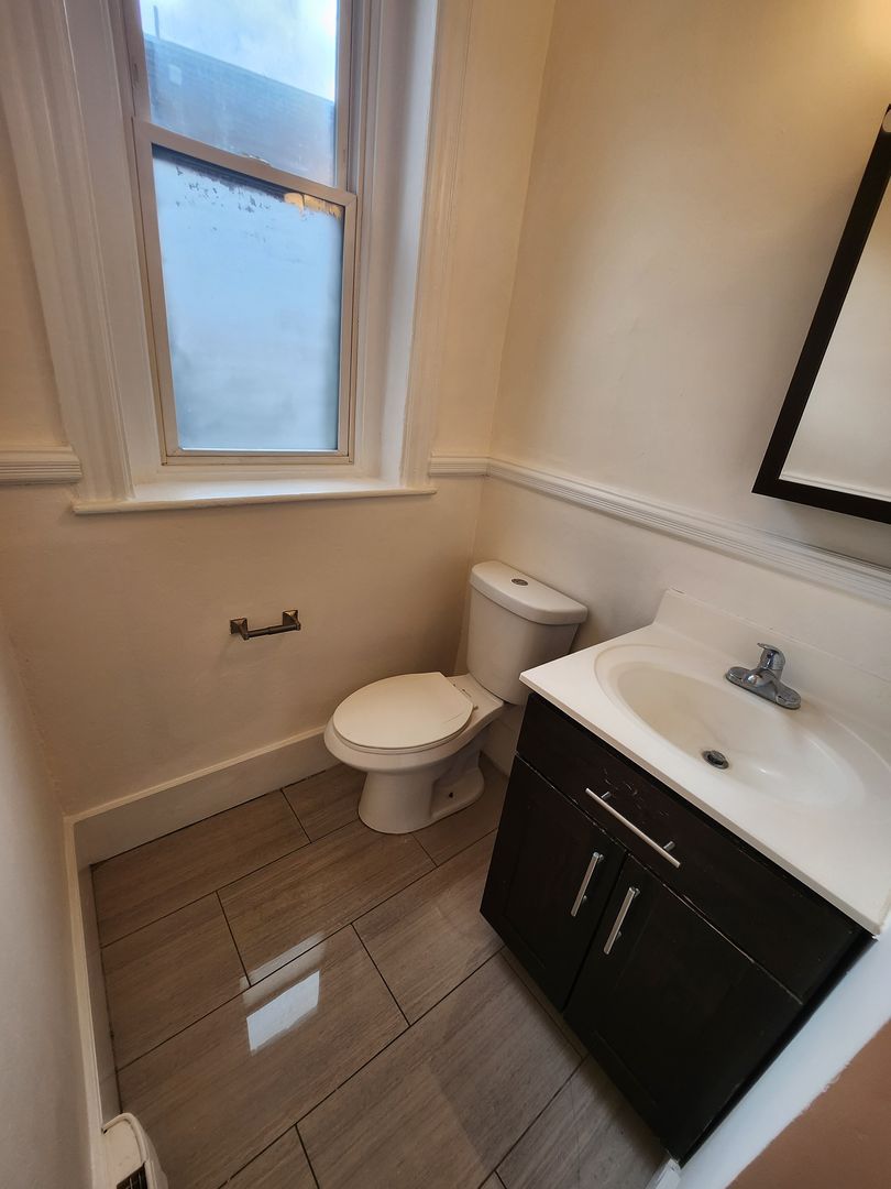 115 N Eighth St unit 115-9 – photo 4