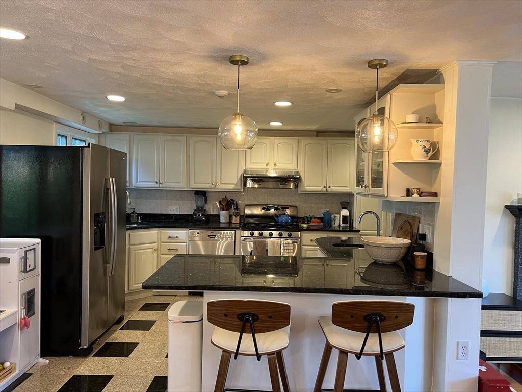 11 Garrison Rd unit 1 – photo 2