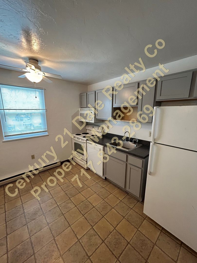 1759 Baron Dr – photo 2