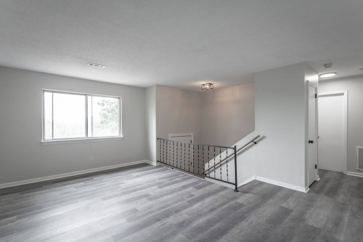 833 Sylvan Dr – photo 5