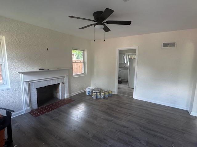 765 Coralie St – photo 2