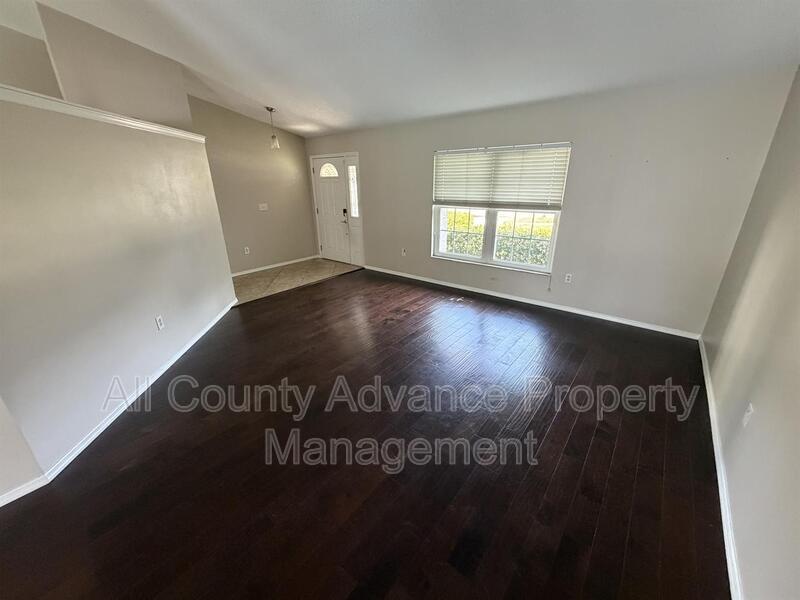 3232 Oakwood Pl – photo 2