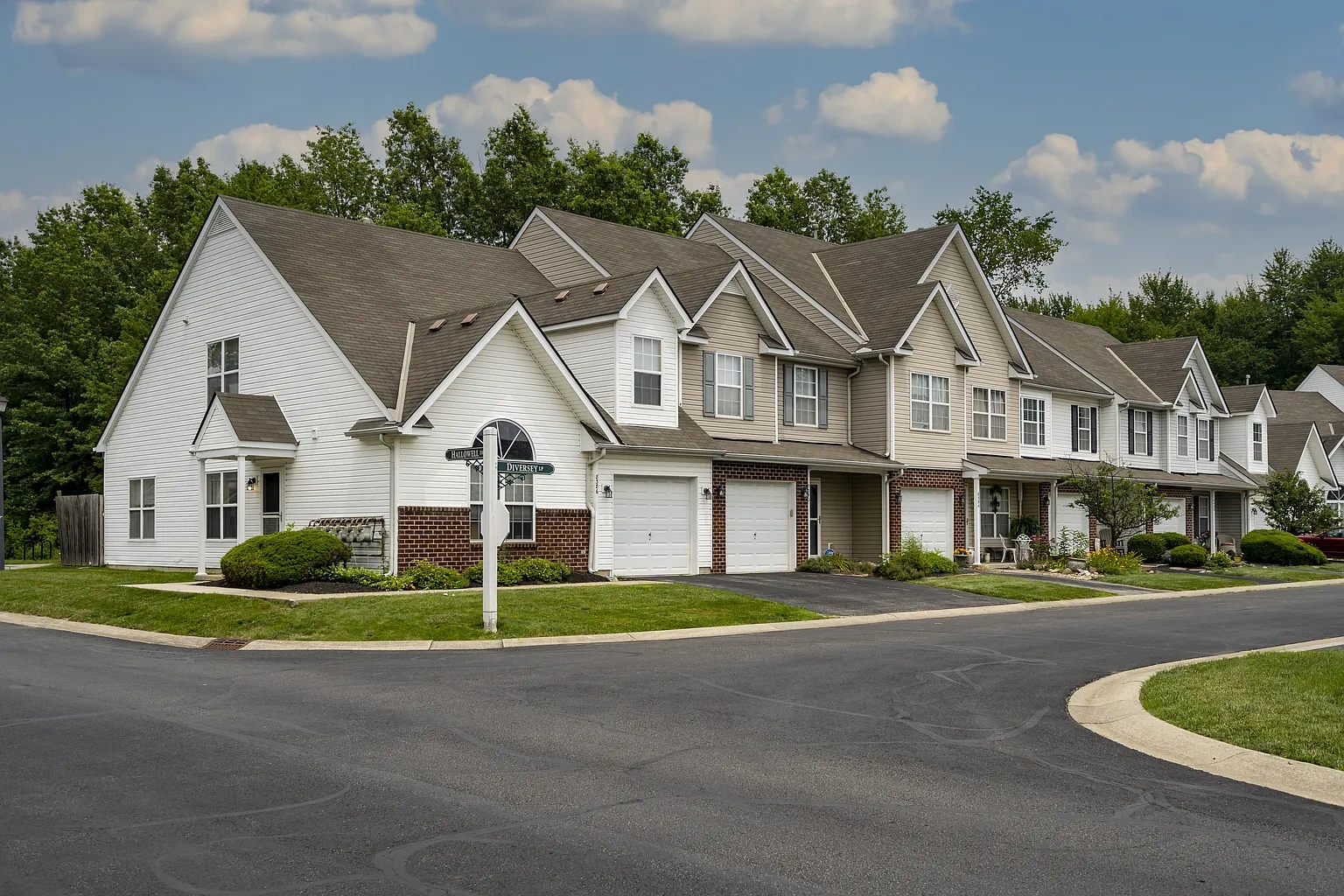 Bedford Place Apartments – photo 2