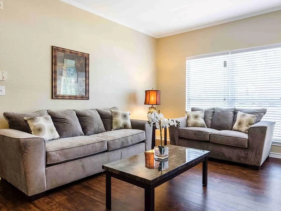 Summer Brook Apartments – photo 2