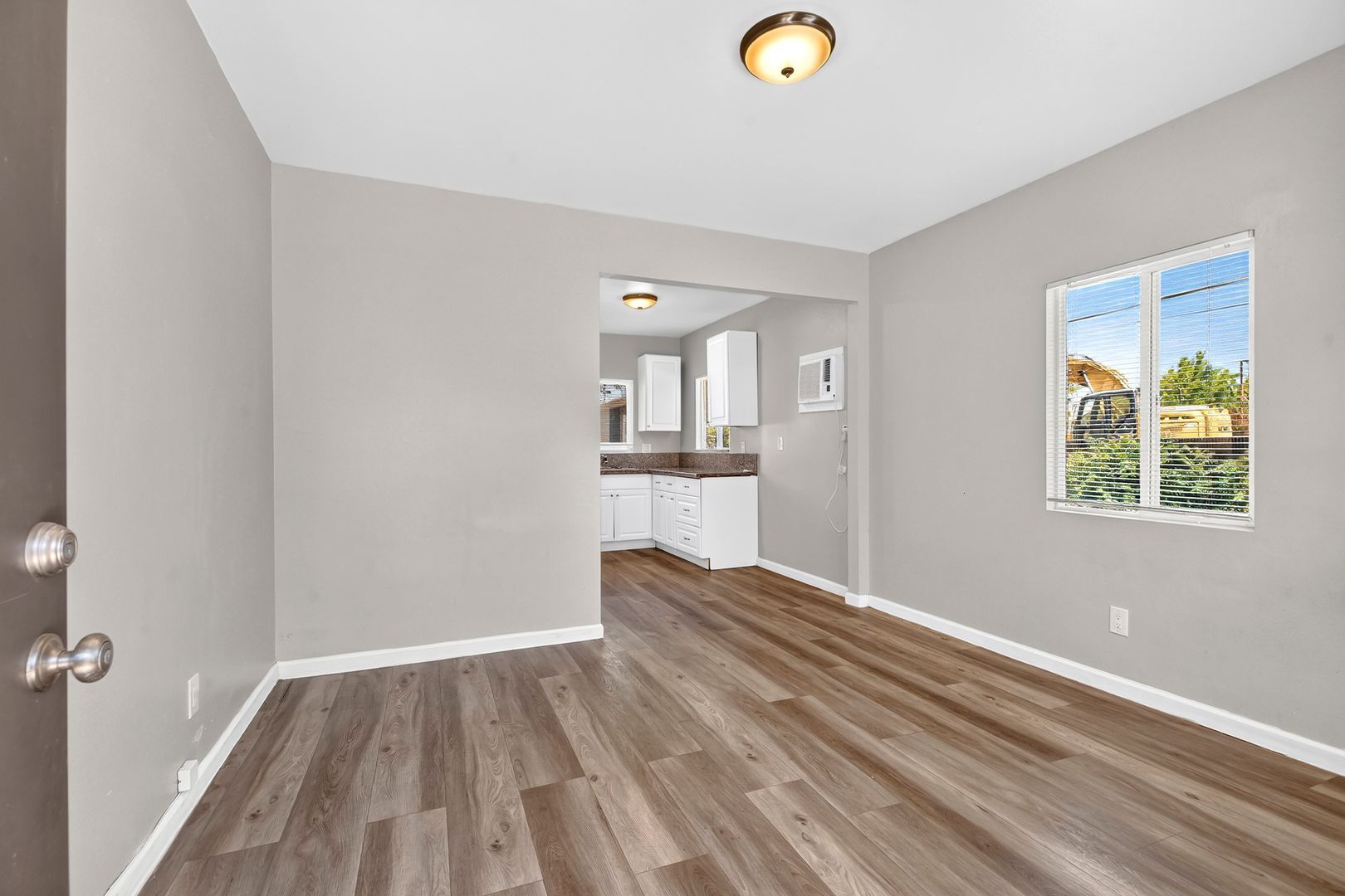 622 J St unit 622 J Street – photo 2