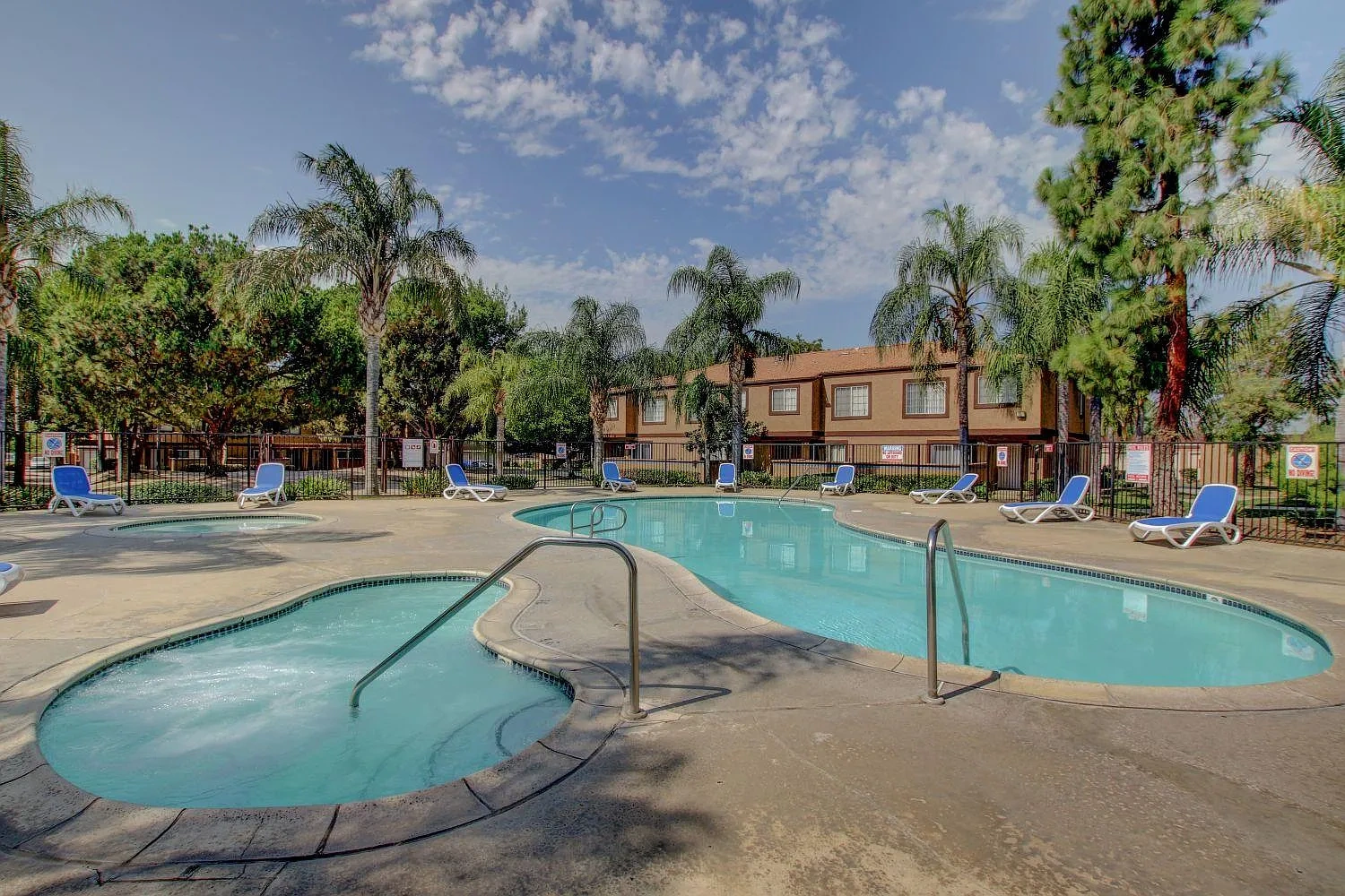 Oasis Townhomes – photo 2