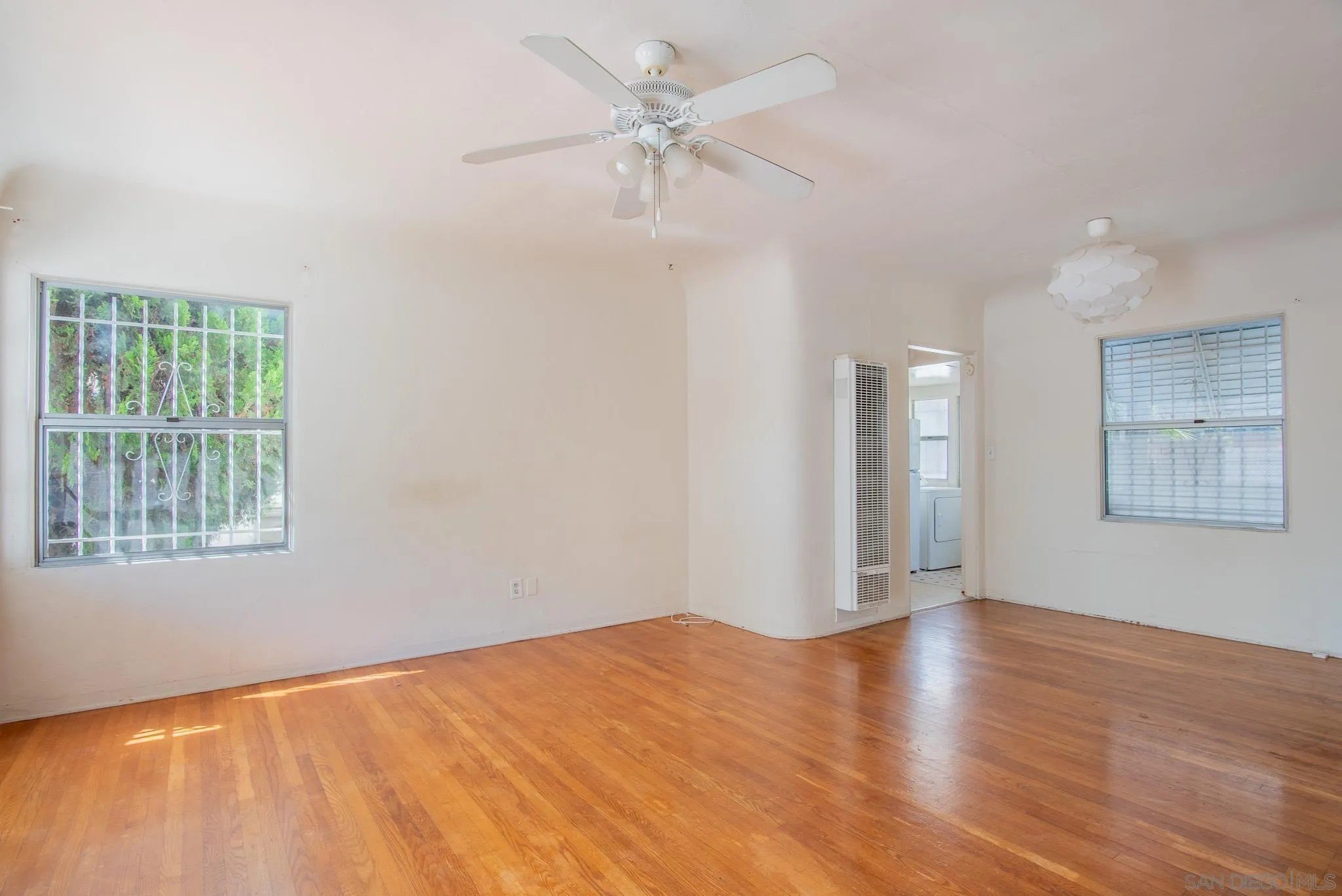 4682 Altadena Ave. – photo 5