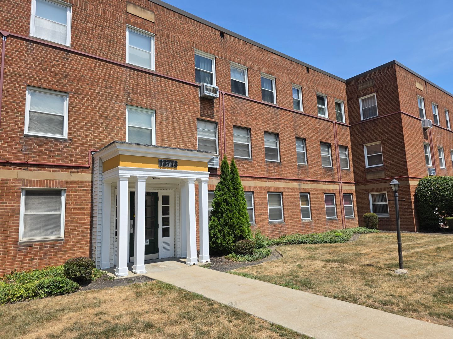 13773 Cedar Rd unit 109 – photo 1