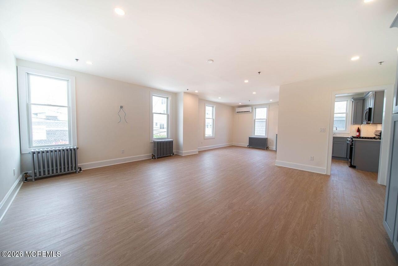 1125 E Ocean Ave #2A – photo 2