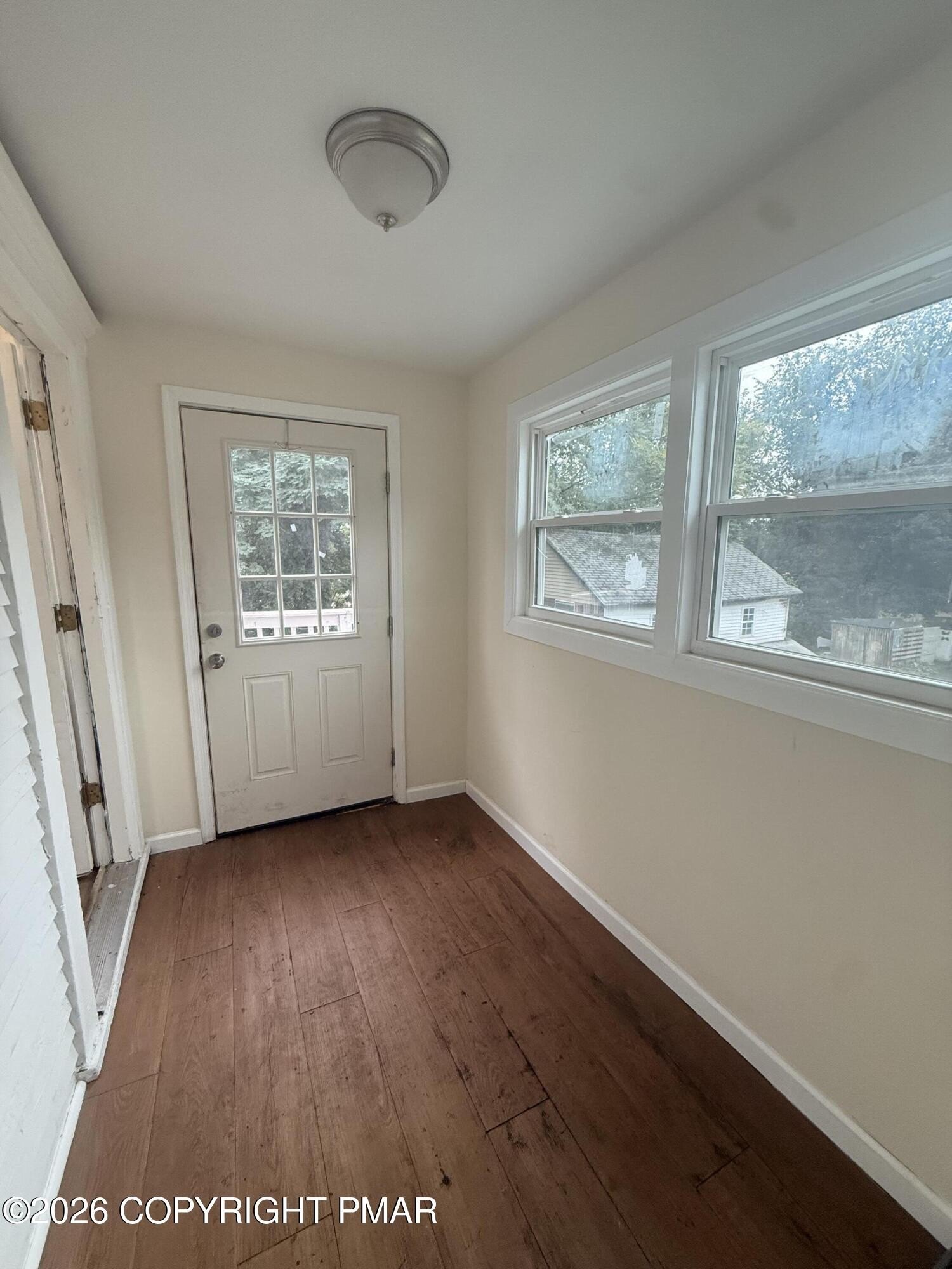 2090 N Main Ave #3RD – photo 5
