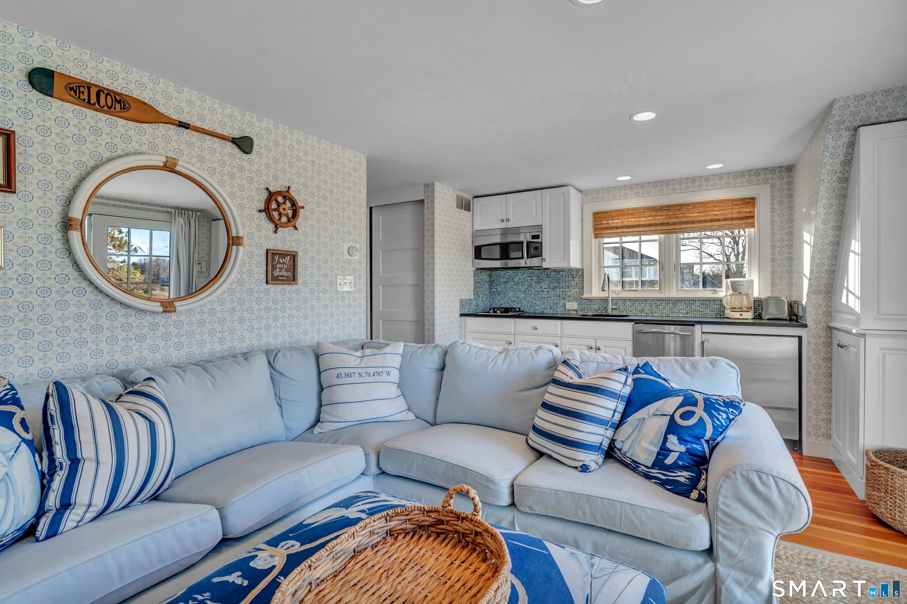 165 Middle Beach Rd – photo 4