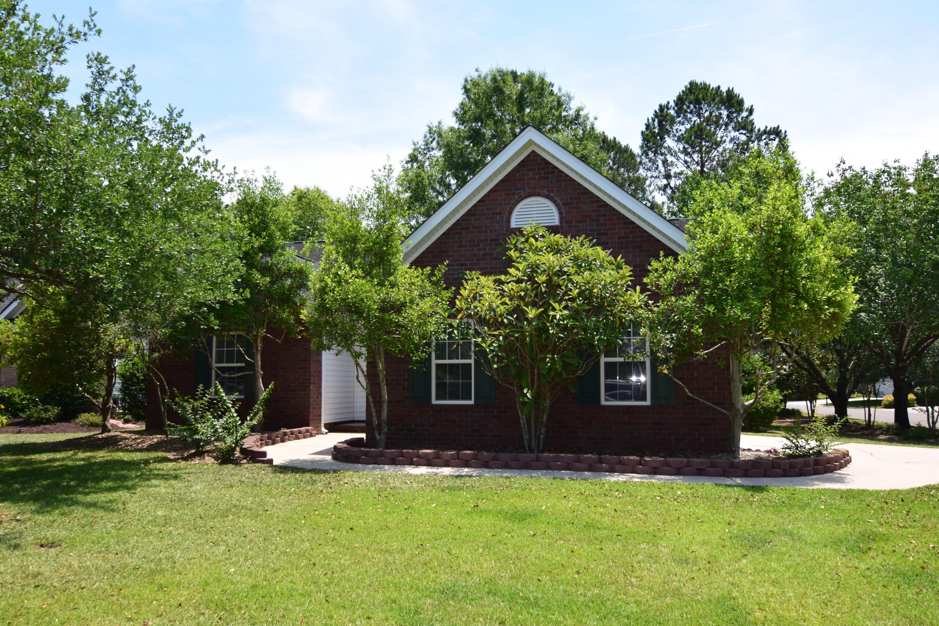 300 Prestwick Ct – photo 1