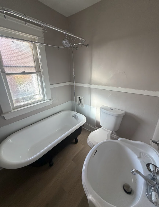 2764 E 124th St – photo 3