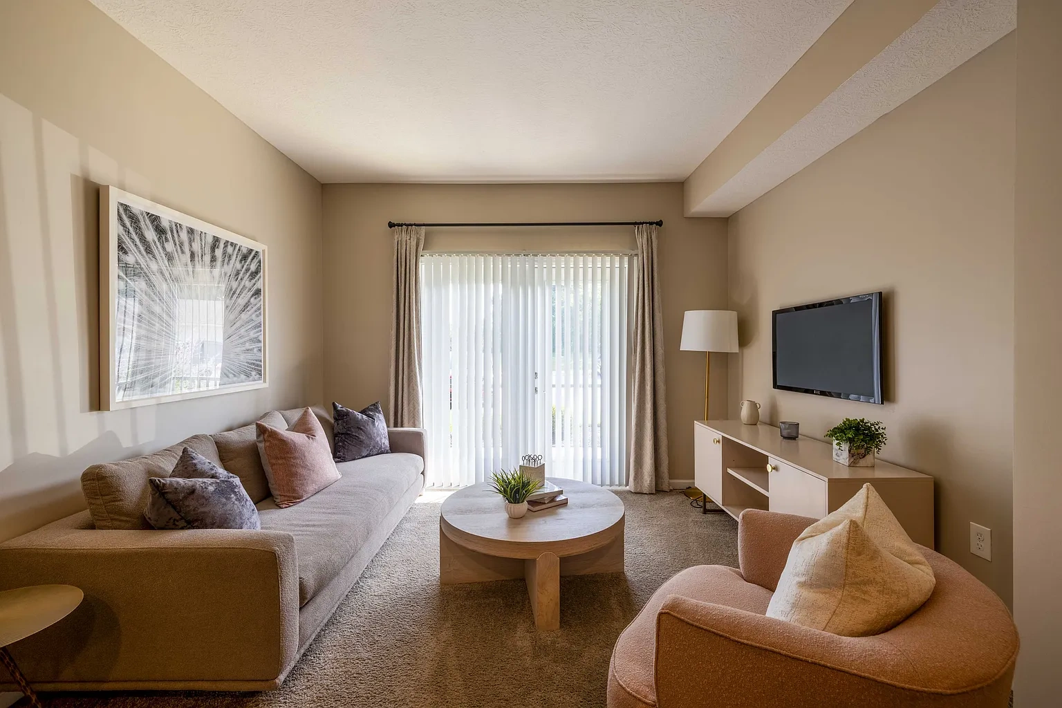 Lawndale Commons – photo 4