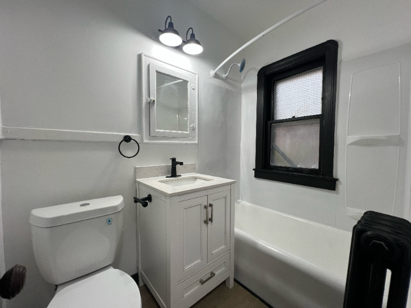 1411 Roycroft Ave – photo 3