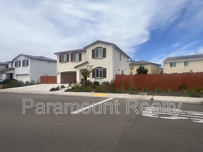 1878 Holland Ln – photo 4