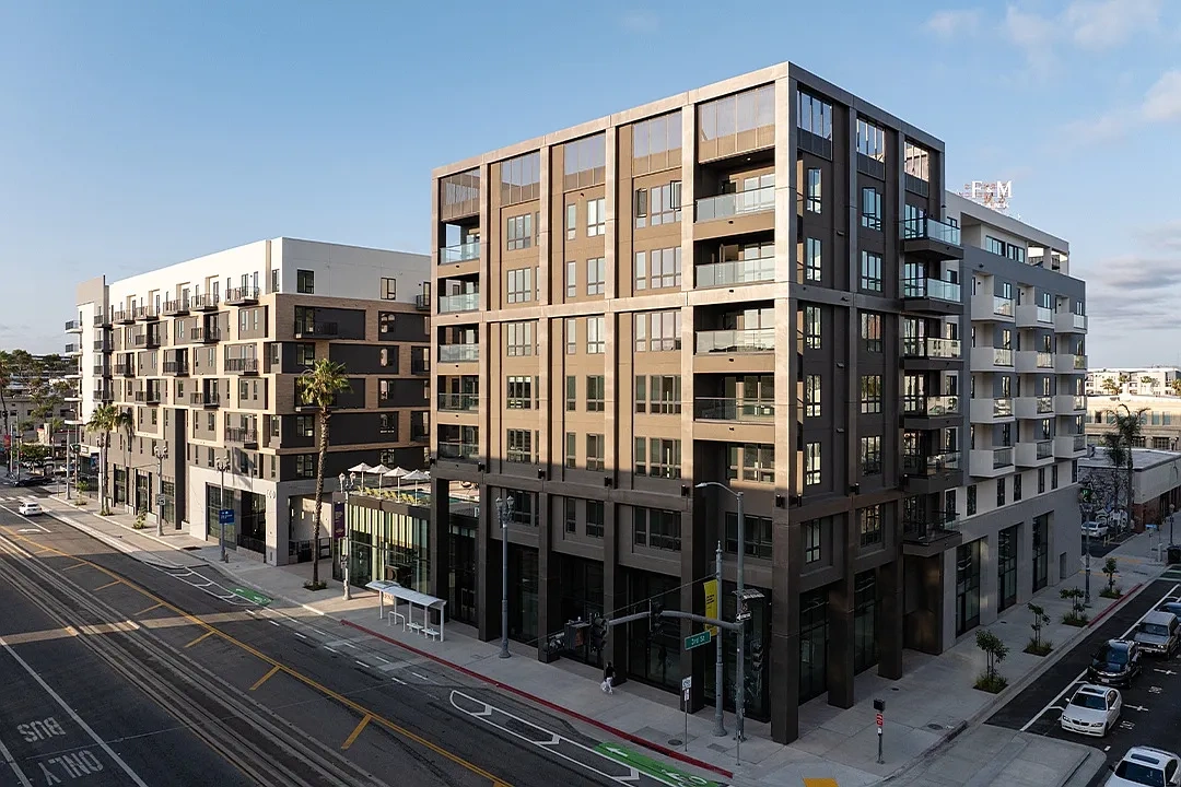 Resa Long Beach – photo 5