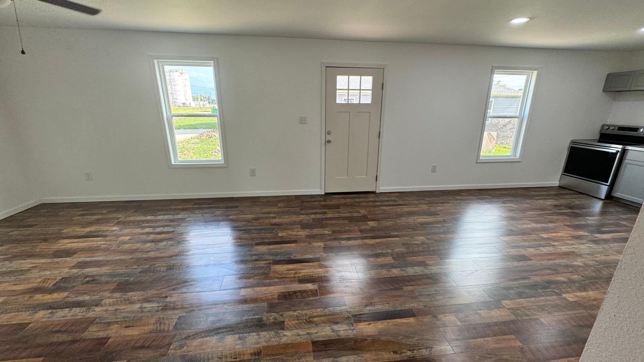 225 N Frisco St unit A – photo 2