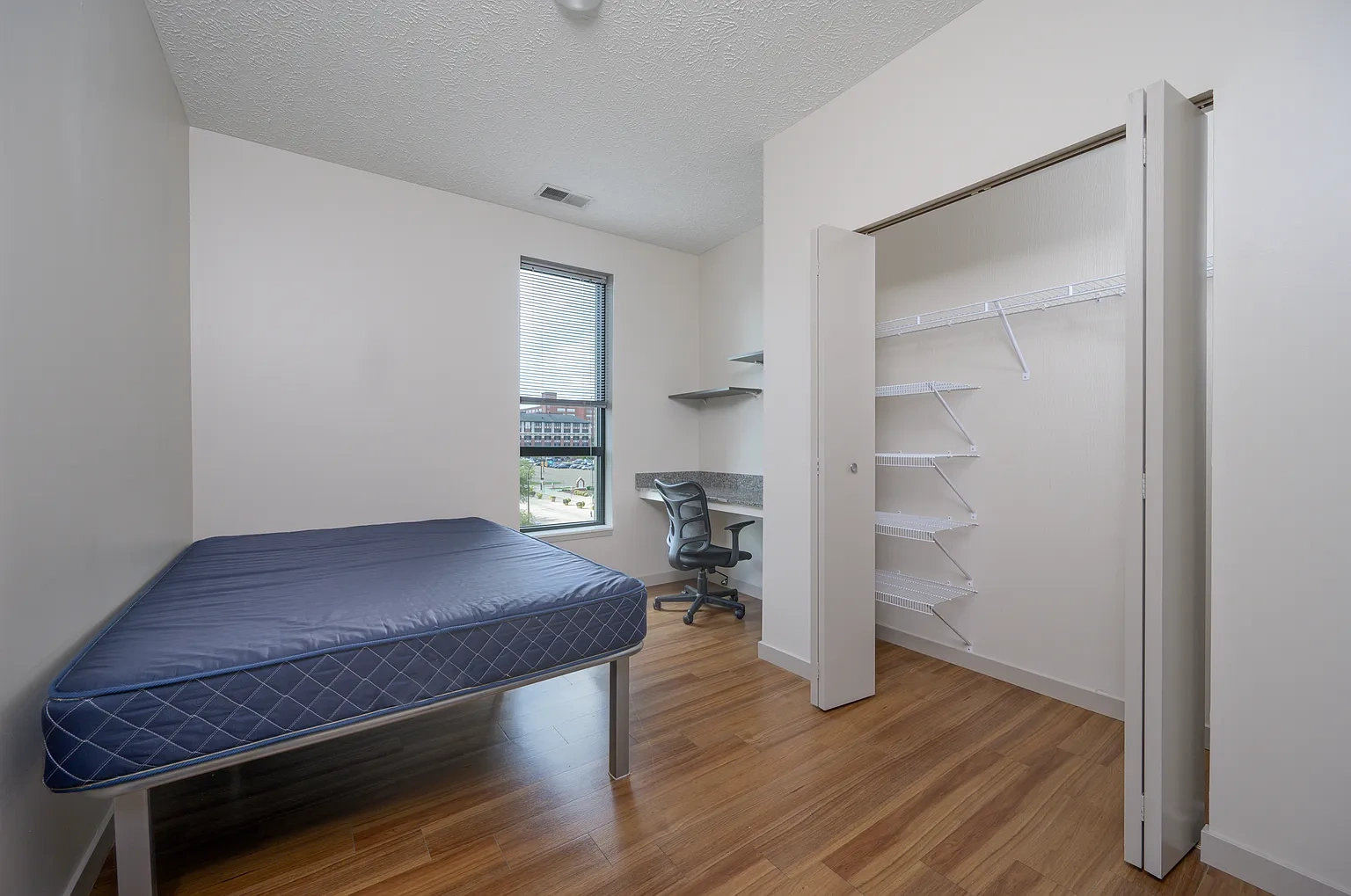 The 401 Lofts – Penthouse Bed Space
