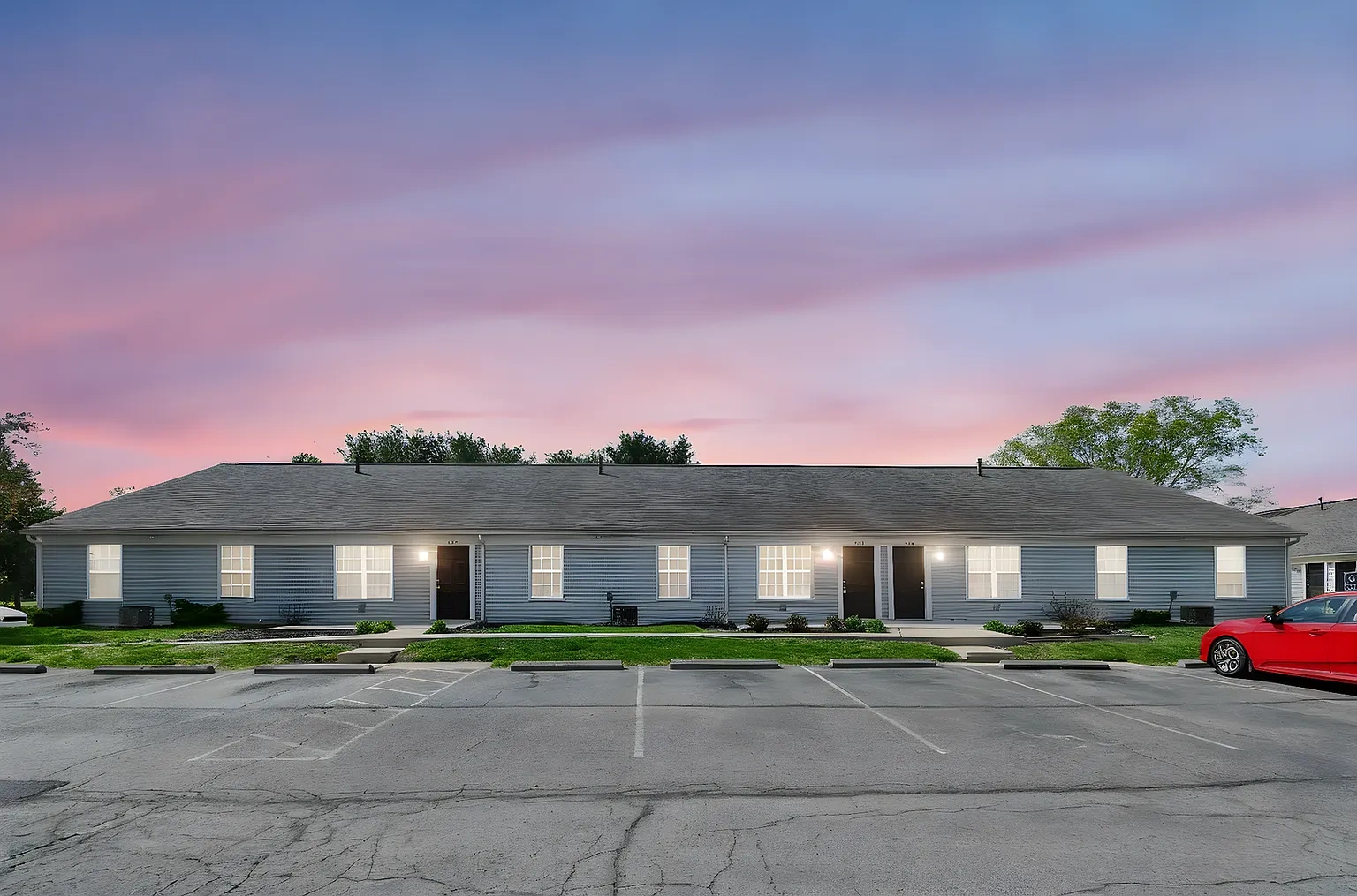 Coventry Apartments – photo 1