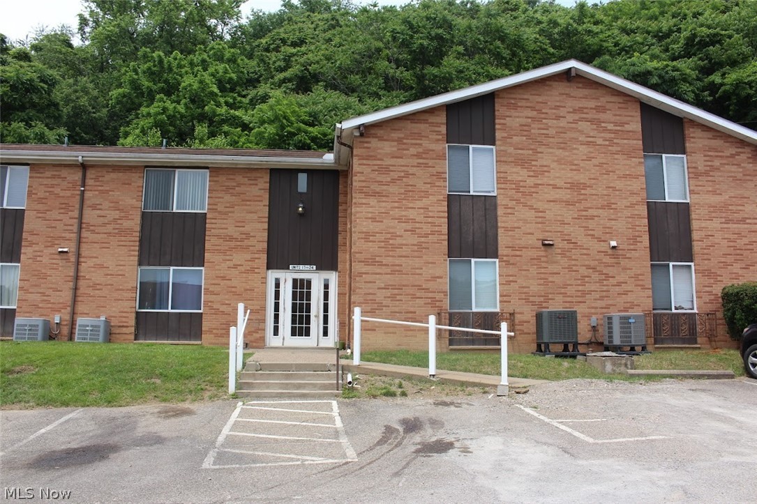 200 W 36th St unit 45 – photo 1