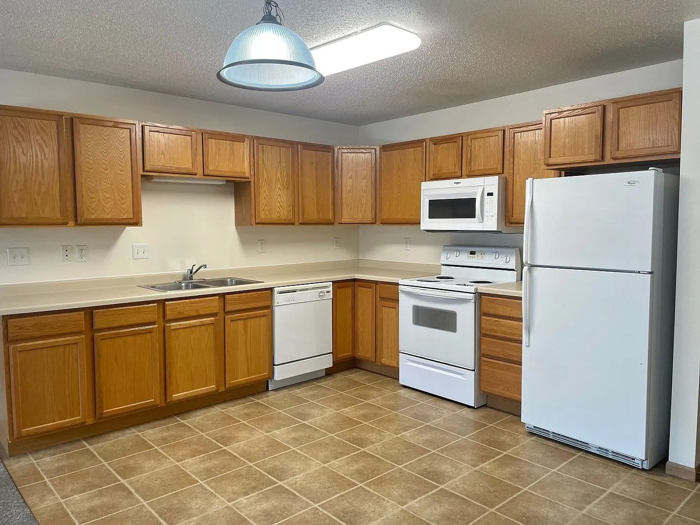 Huntington Pointe I – photo 3