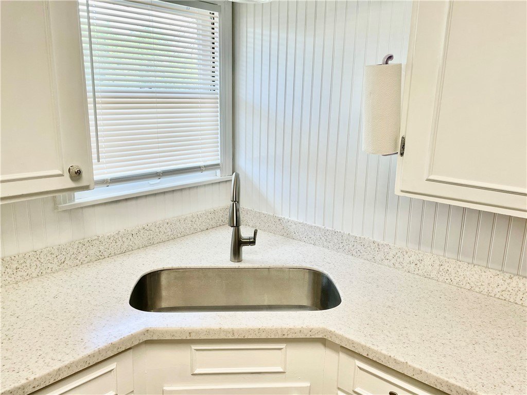 1006 Collingswood Dr – photo 5