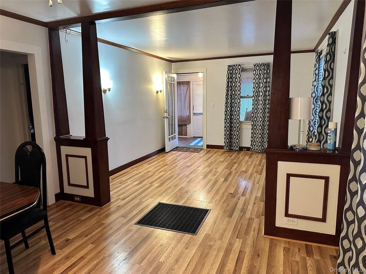 517 Flint St – photo 4
