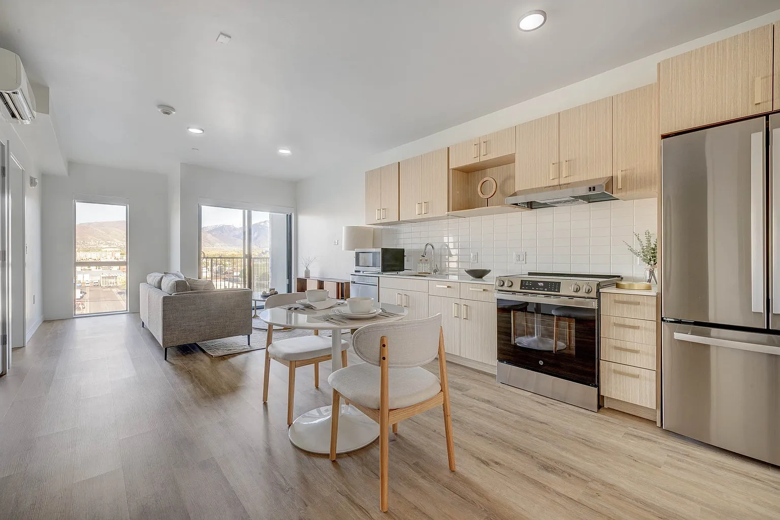 330 Belhaven – photo 4