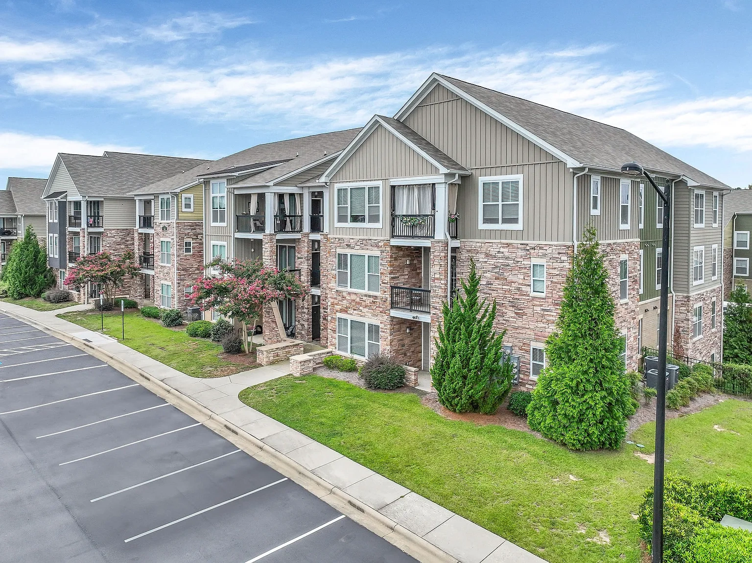 Addison Ridge Apartments – photo 4