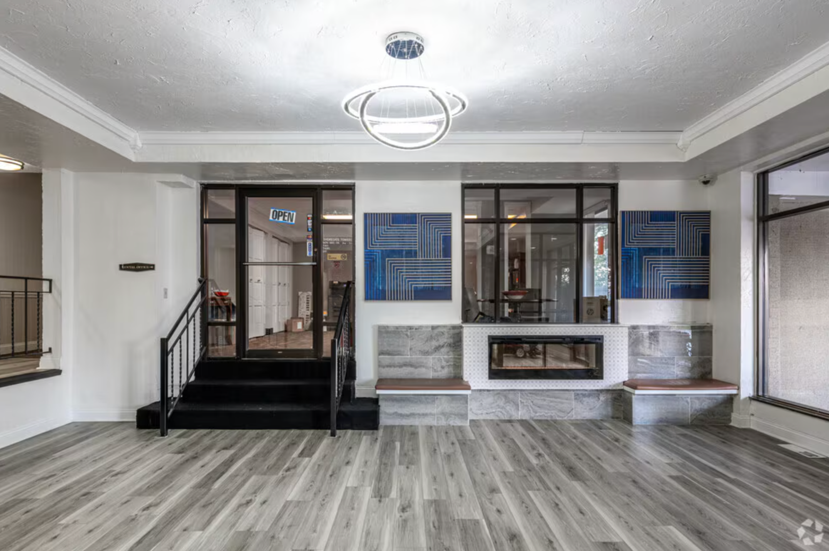 30951 Lakeshore Blvd unit 1-0105 – photo 2