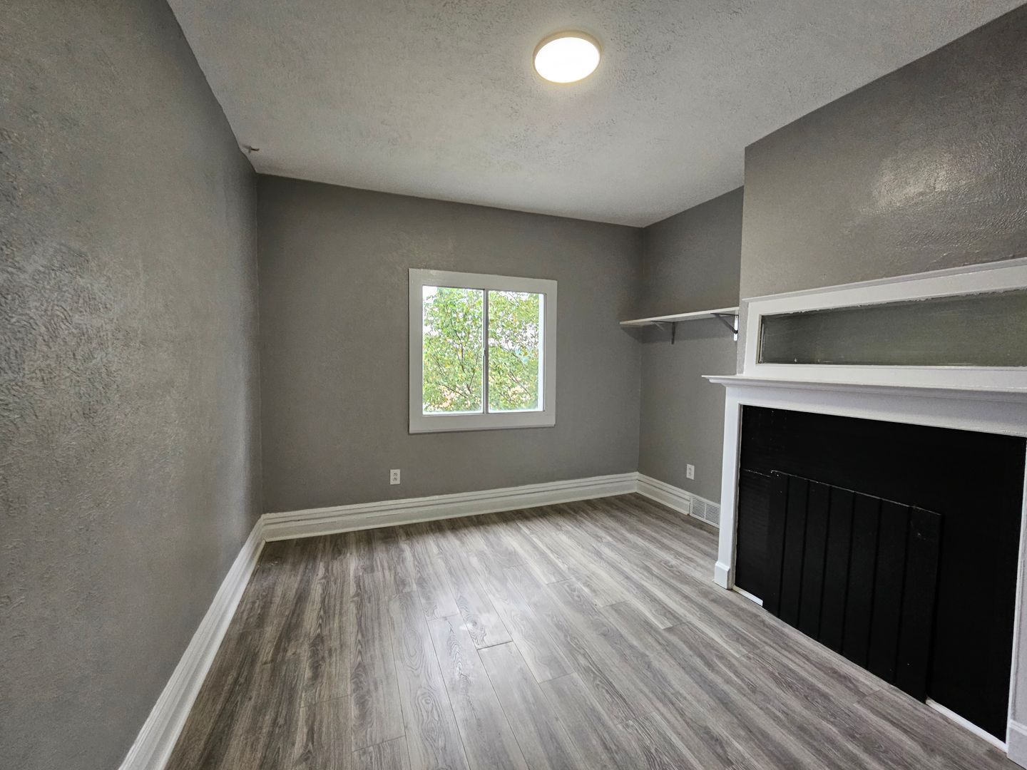 1609 Methyl St unit 2 – photo 5