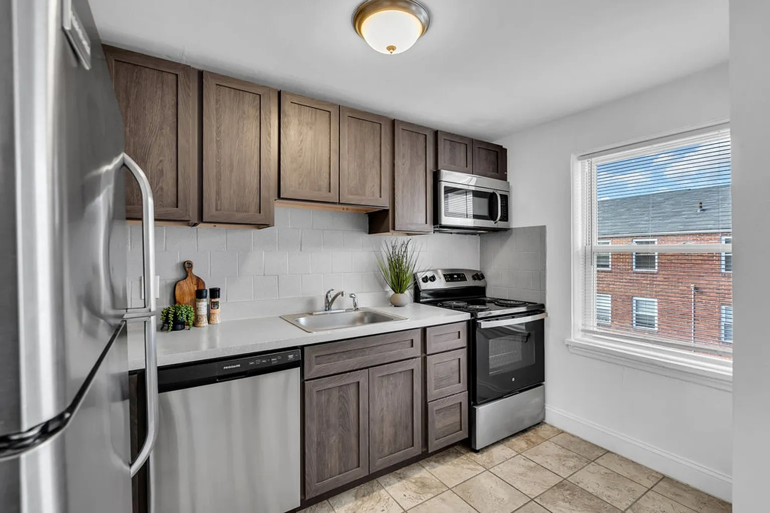 Maple Court Apartments – photo 4
