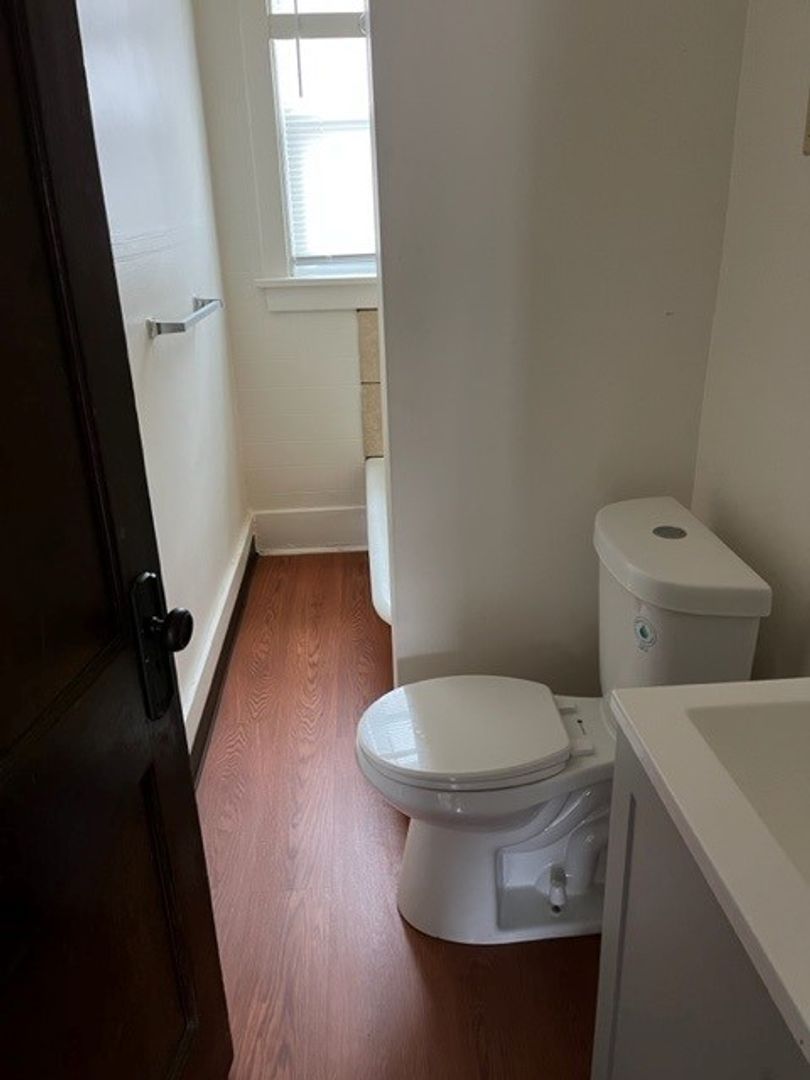 127-141 Jane St unit 131 Jane St – photo 2