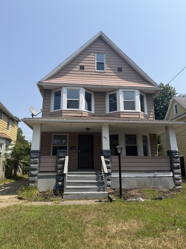 631 E 113th St – photo 1