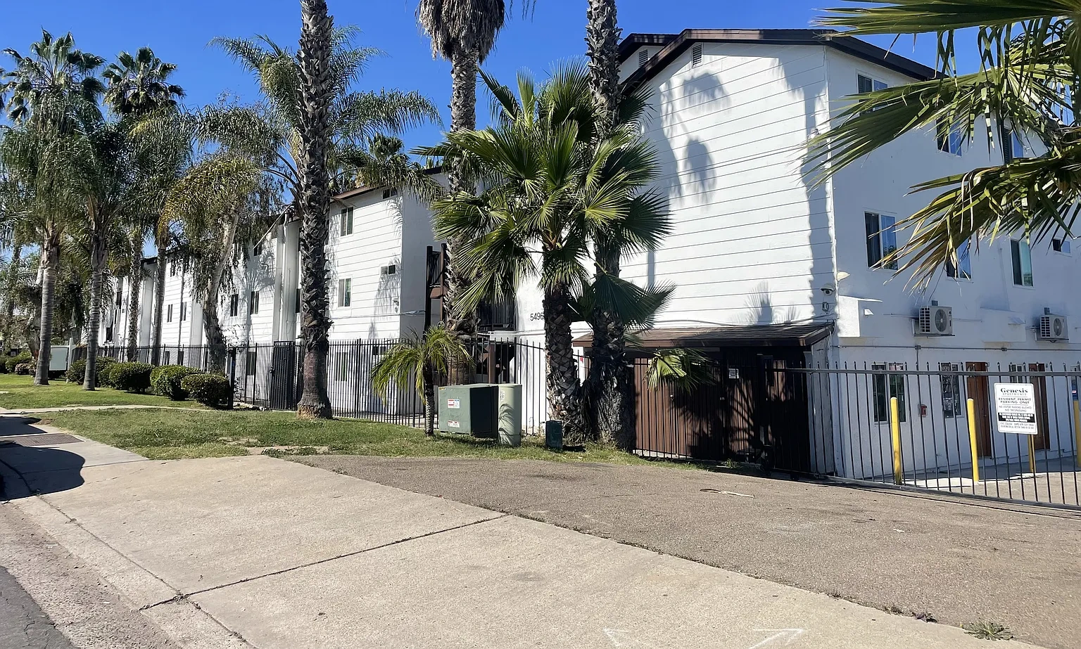 Genesis Apartments – photo 3