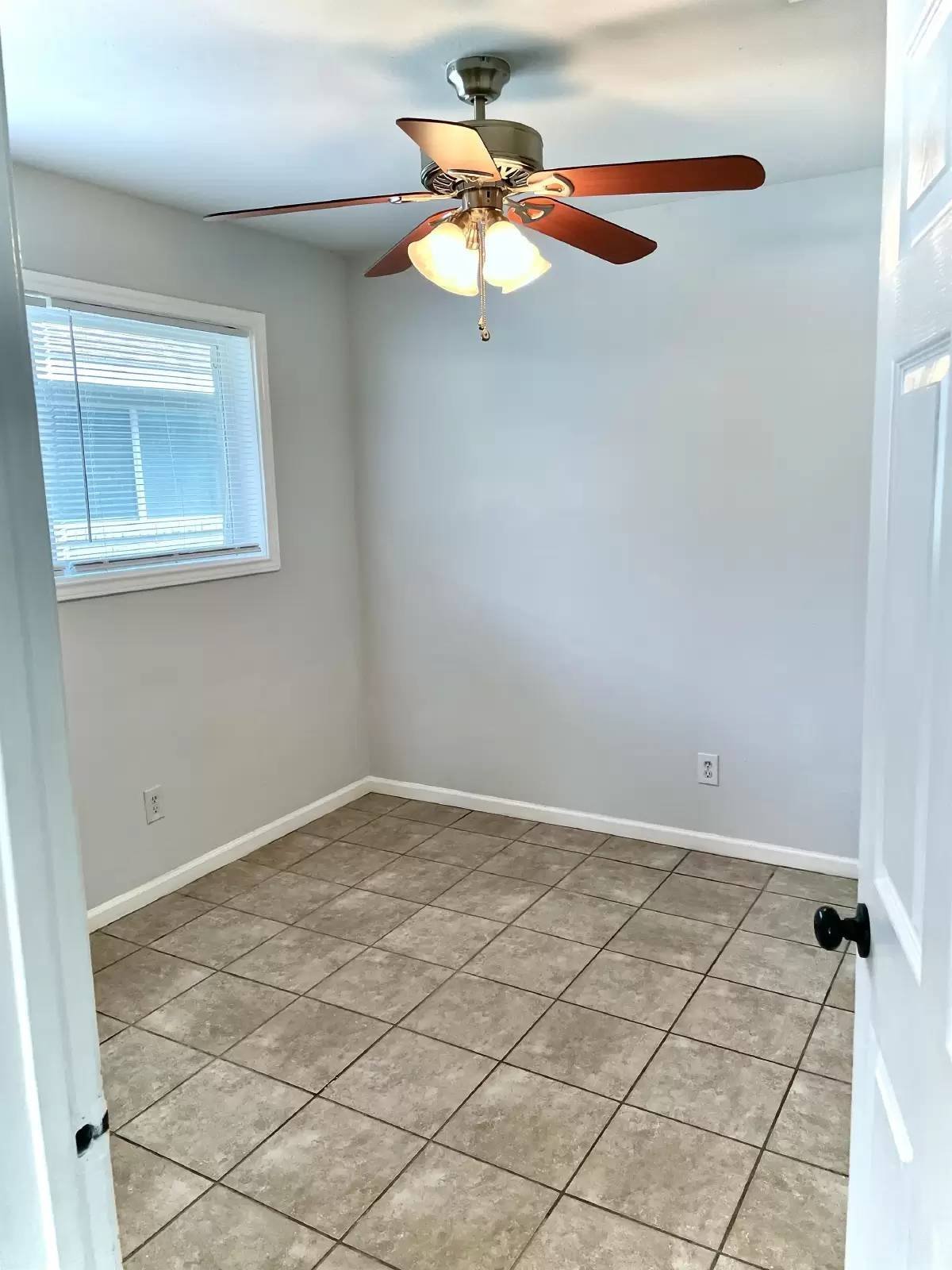 105 Davis St unit 6 – photo 5