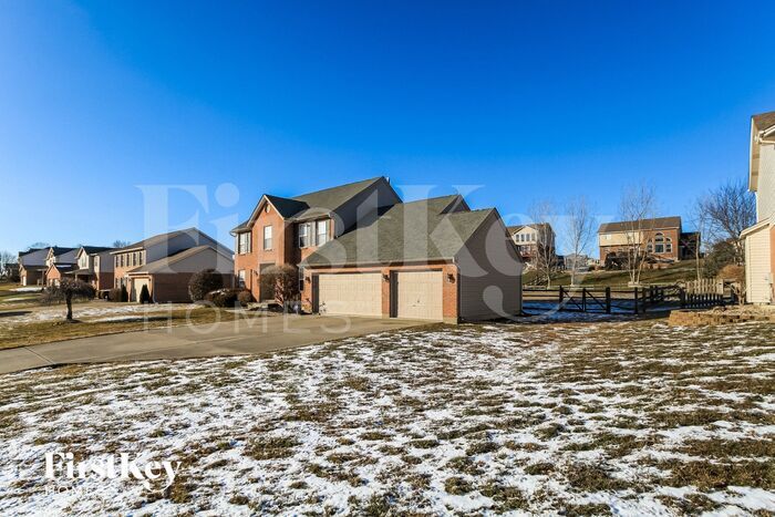 5158 Grandin Ridge Dr – photo 2