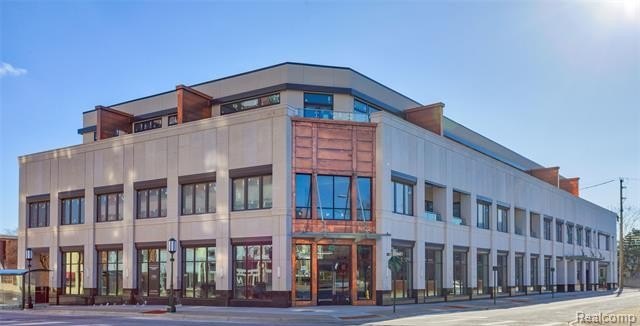 400 S Old Woodward Ave #209 – photo 1