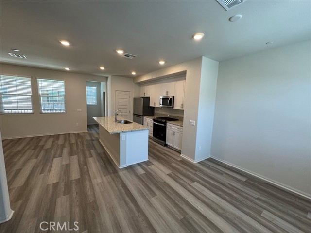 28094 Melrose Dr – photo 4