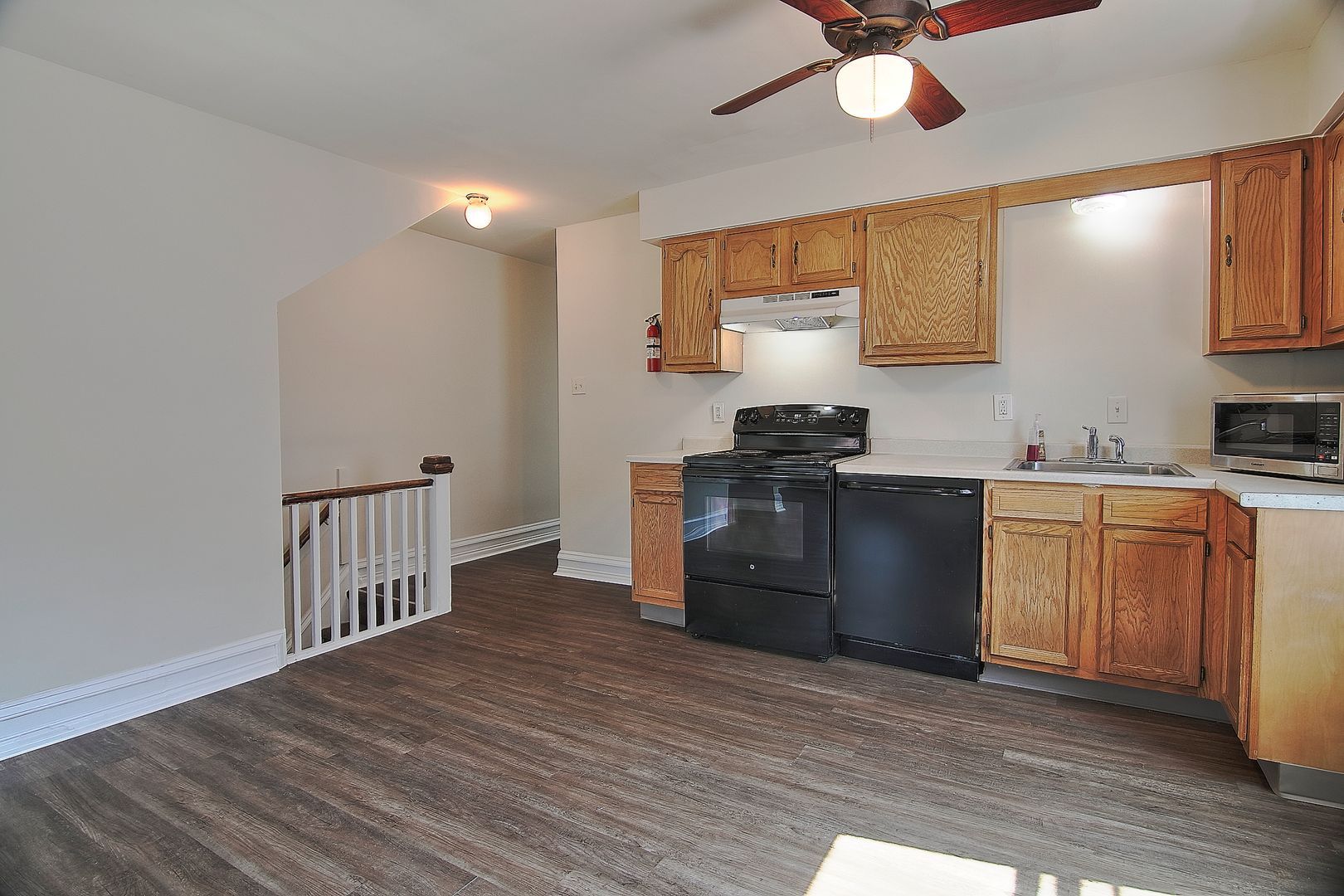 425 W 2nd St unit 431 #2 – photo 3
