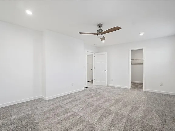 3008 Doe Dr – photo 4