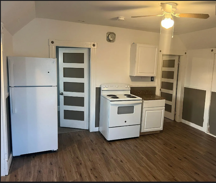 146 Pine St unit 3 – photo 1