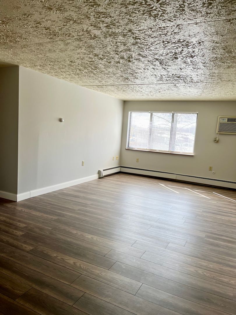 335 Sterling Ave unit A310 – photo 1
