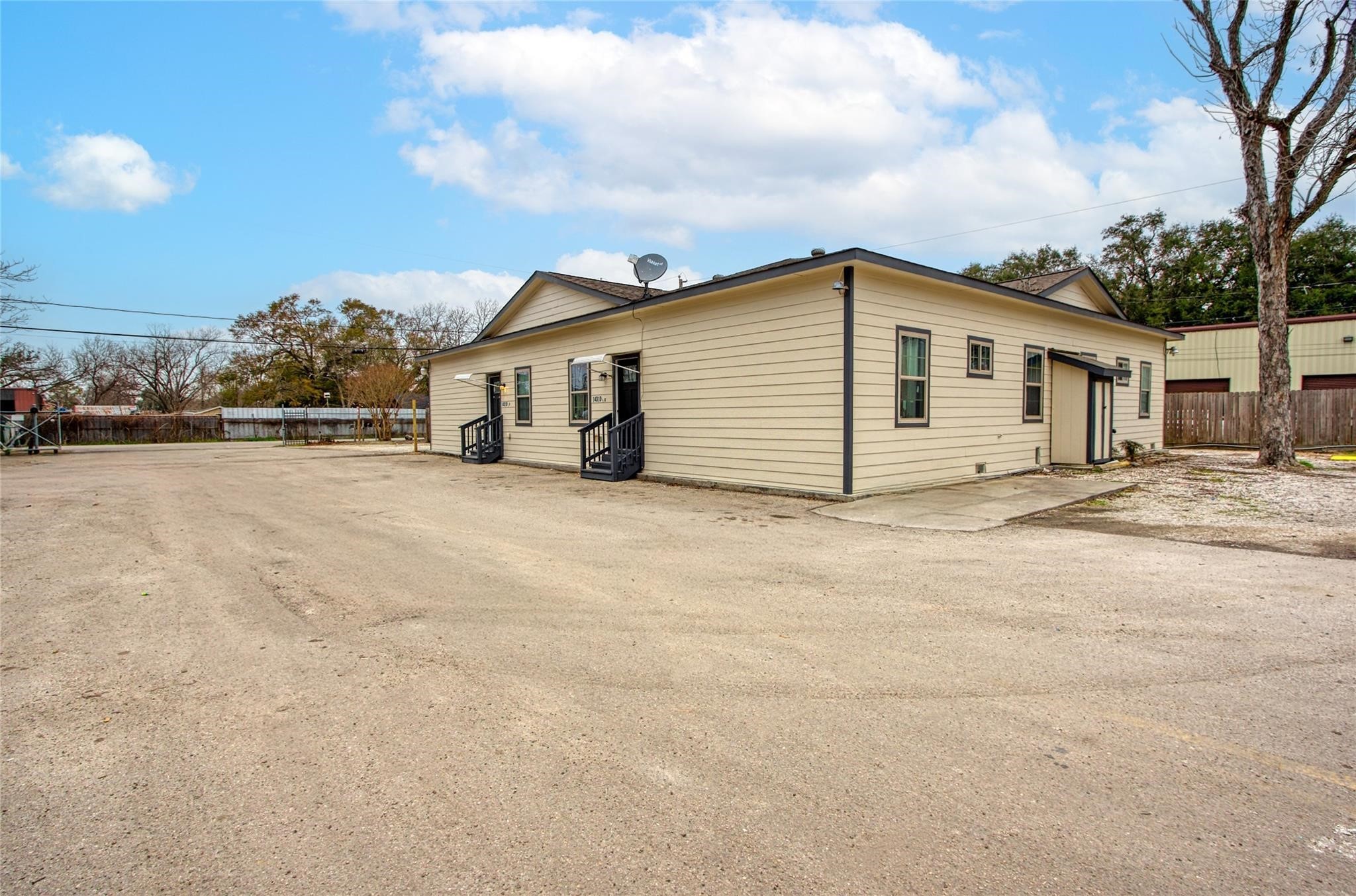 14310 1/2 Sweeney Rd – photo 2