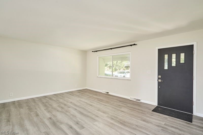 432 Mackinaw Ave – photo 2
