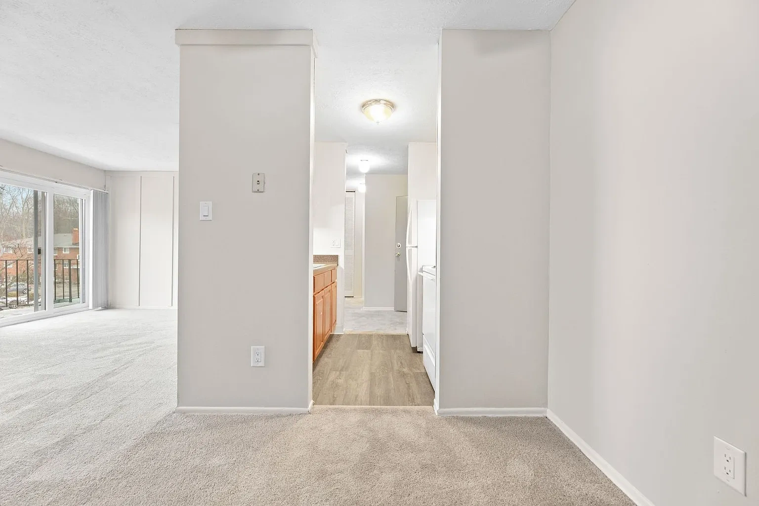 The Hillcrest Apartments – photo 1