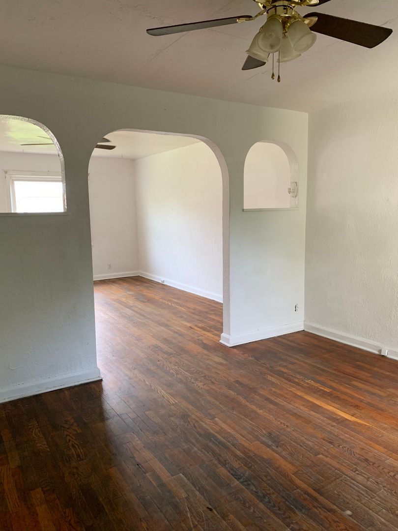 3265 Sunset Blvd unit Apt 4 – photo 5